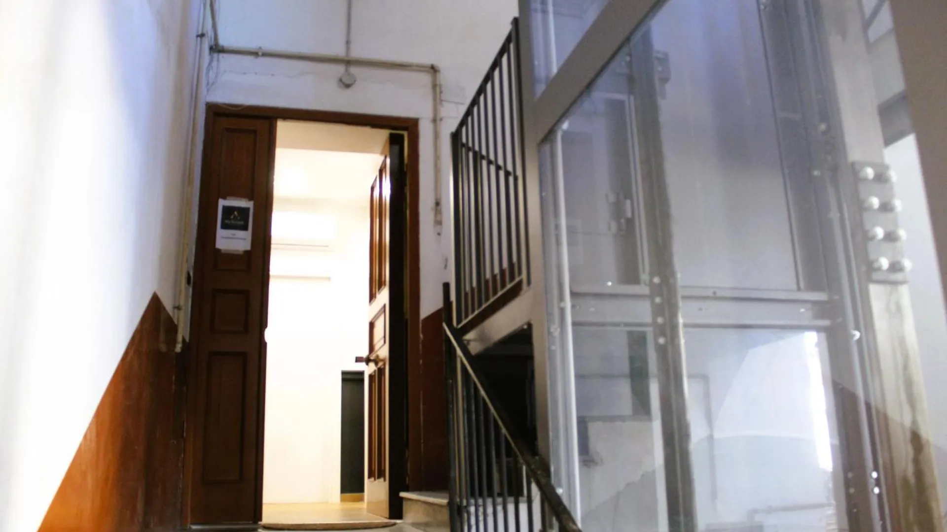 Affittacamere Blackwoody Contemporary Rooms - Napoli Centro Storico